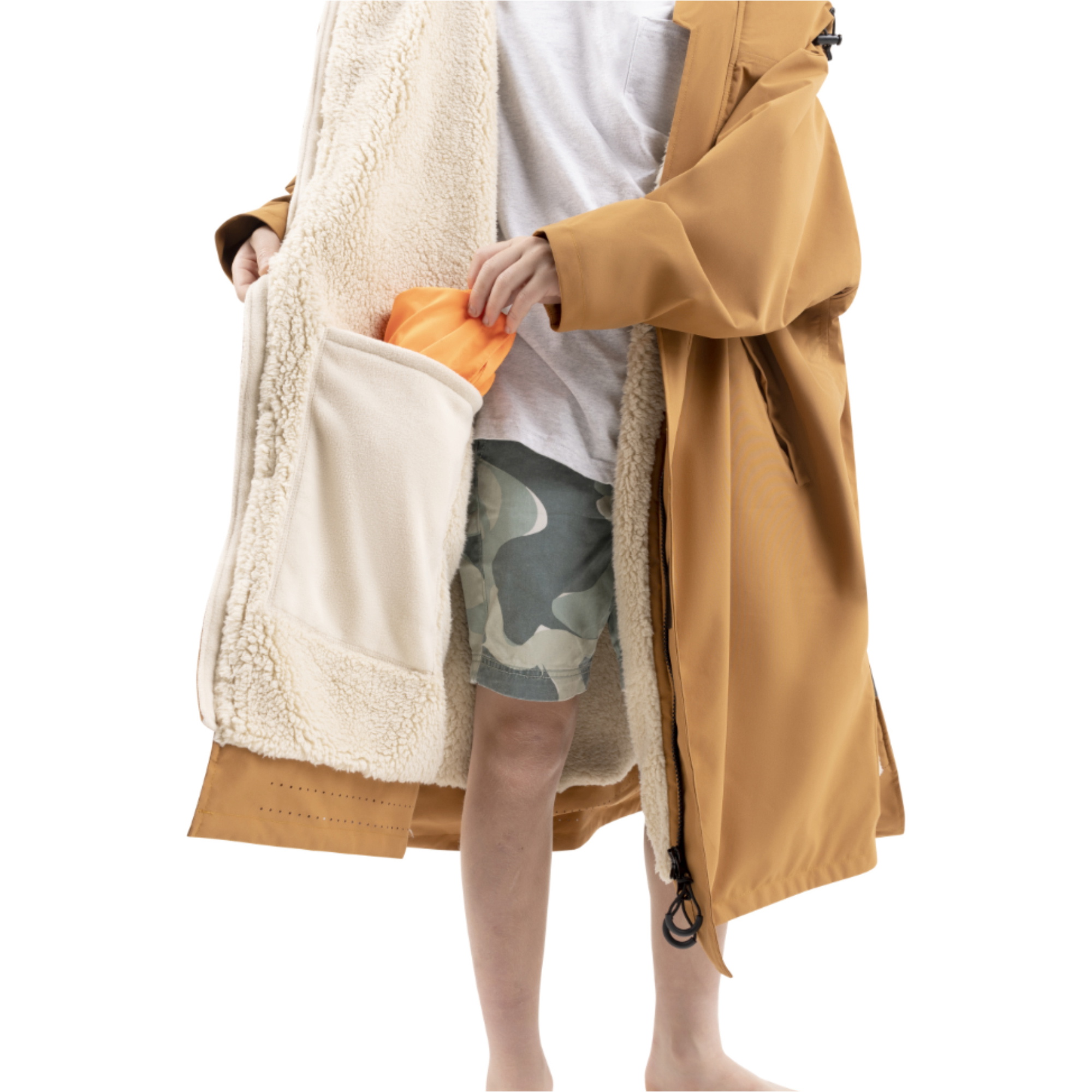 2026 Red Paddle Co Junior Pro Dry Change Robe 002-009-006-0367 - Caramel